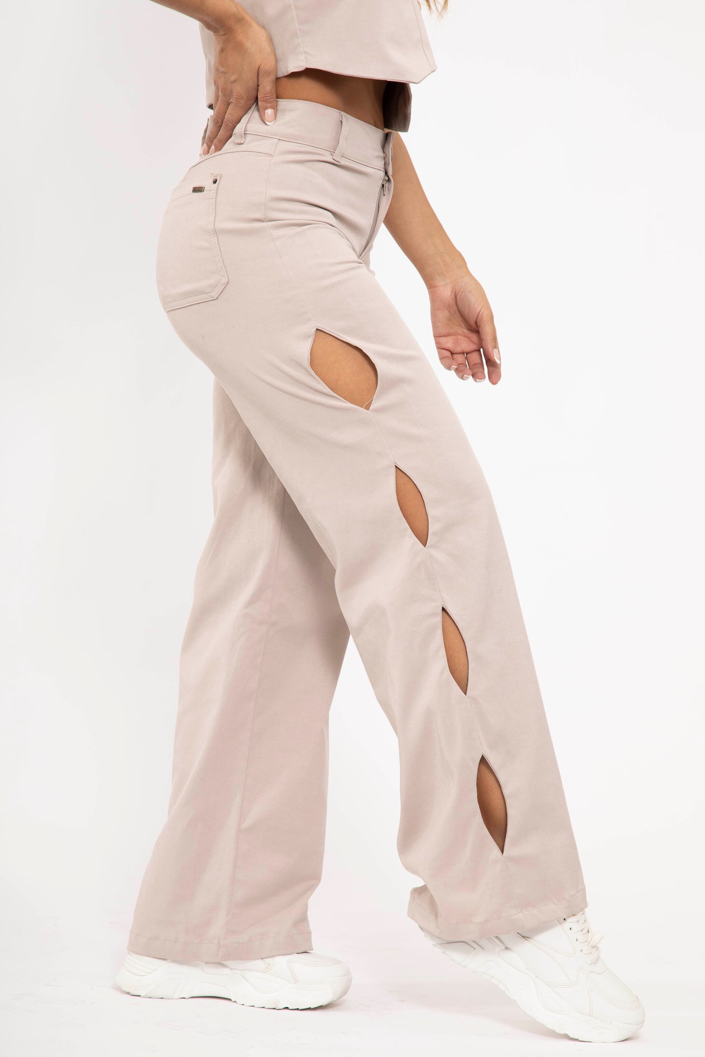 Conjunto con Abertura Lateral - REF: 10059