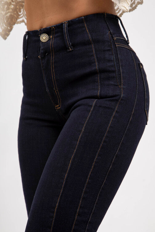 Jean Flare con Detalle Costura - REF: 10120