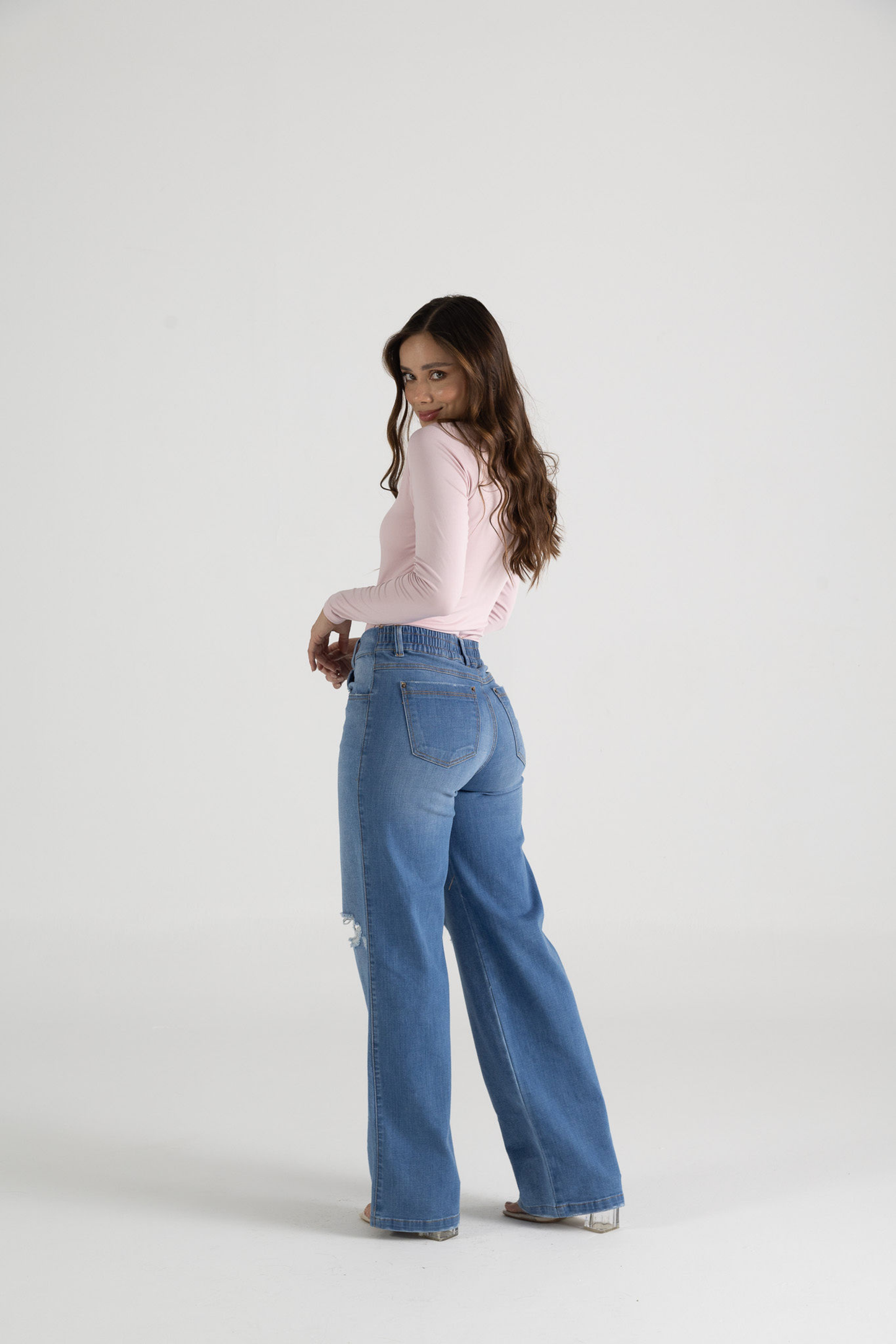 Jean wide leg con rotos - REF: 10279