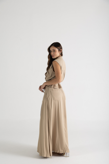 Conjunto falda maxi con abertura y chaleco - REF: 10280