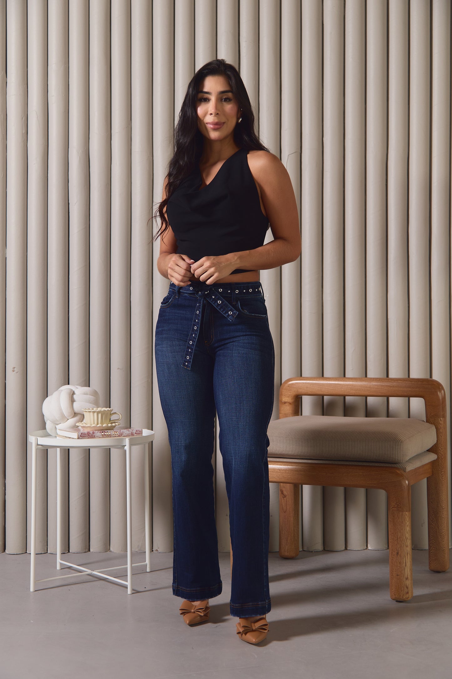 Jean clásico con cinturón en taches - REF: 10331