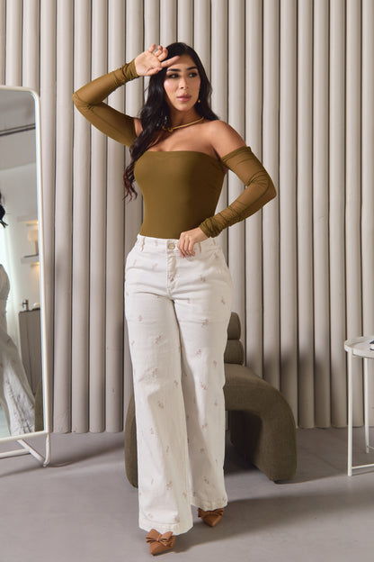 Pantalón con flores bordadas - REF: 10330