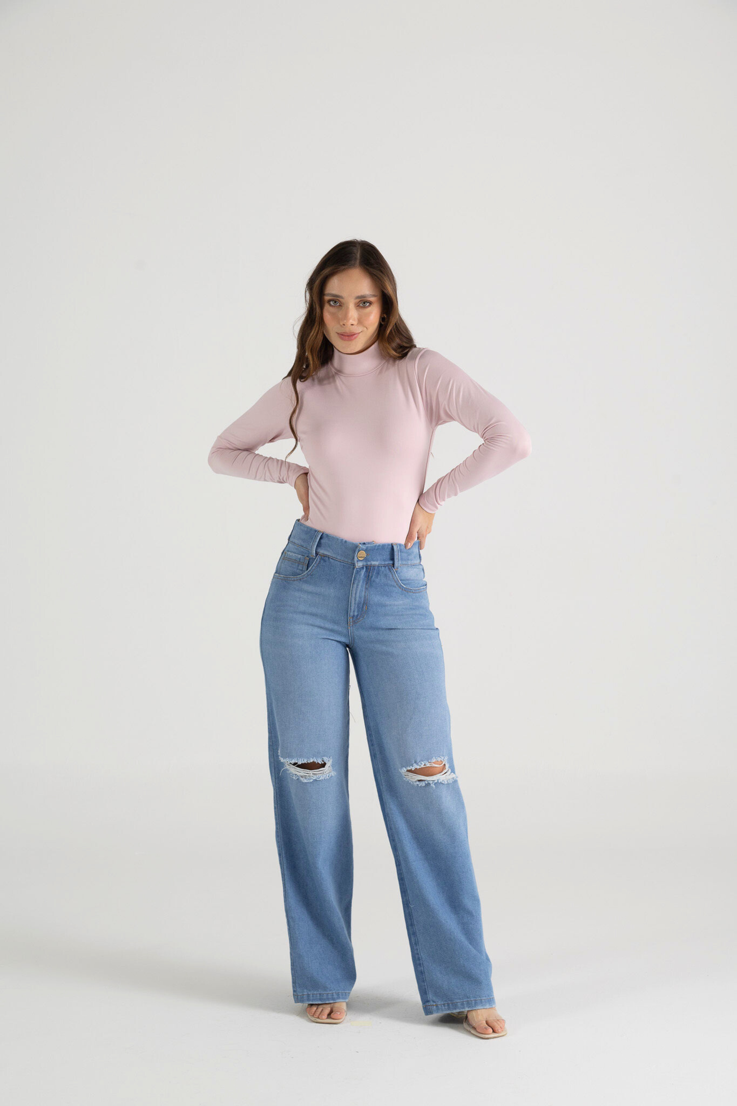 Jean wide leg con rotos - REF: 10279