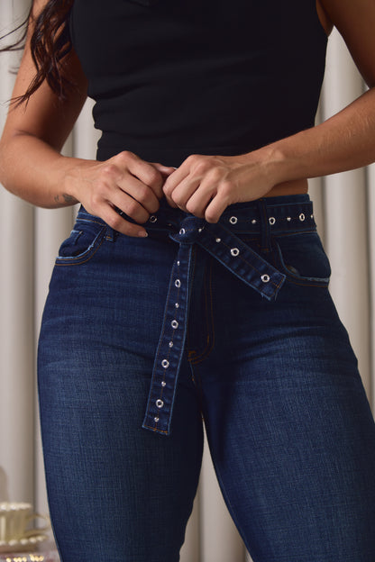 Jean clásico con cinturón en taches - REF: 10331
