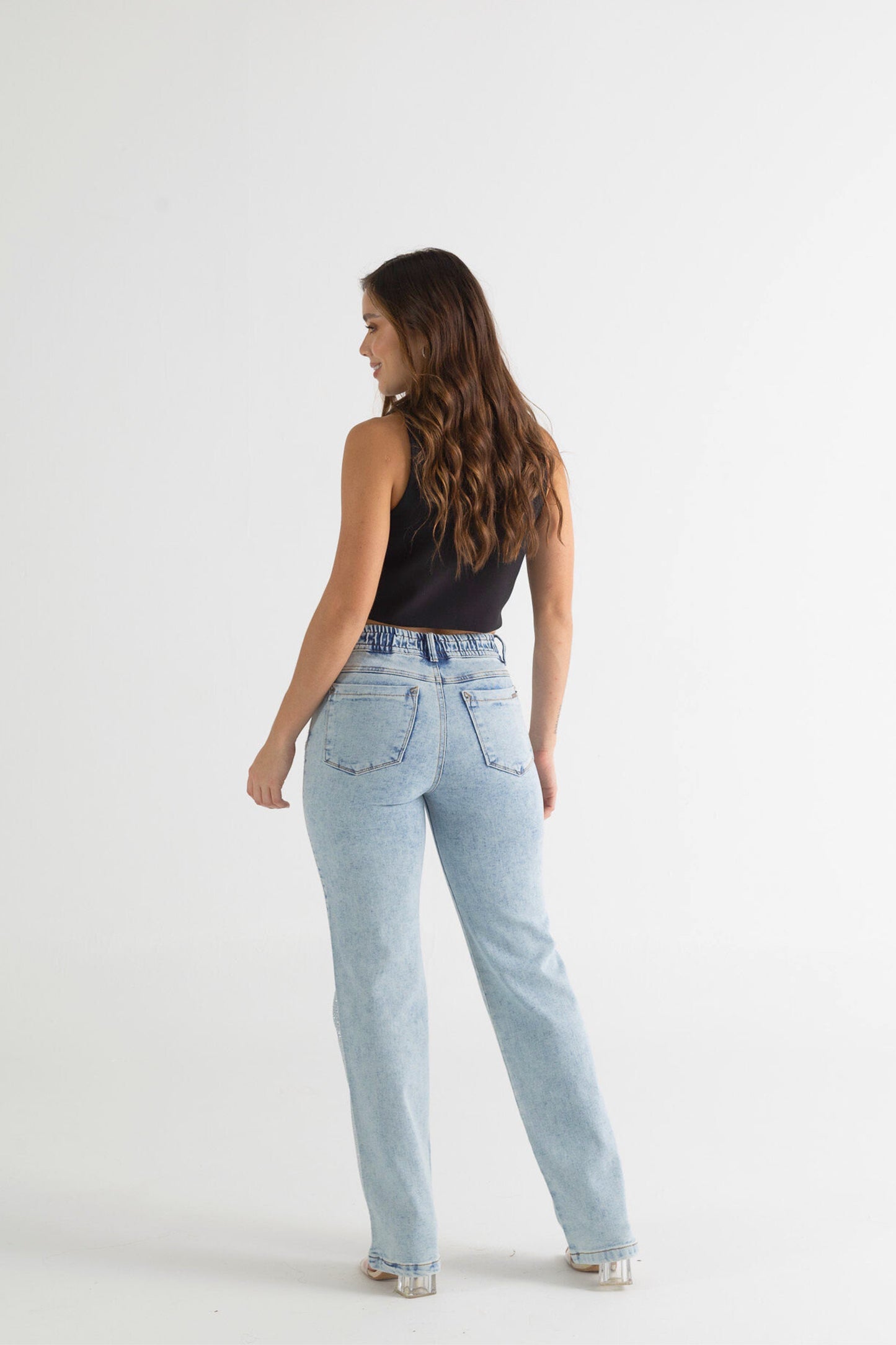 Jean tono hielo con lentejuelas - REF: 10245