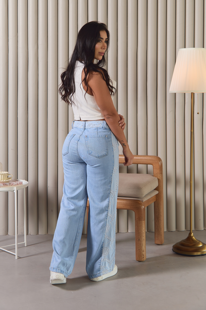 Pantalón con laterales  bordados - REF: 10343