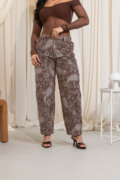 Jean con estampado ornamental en relieve - REF: 10488