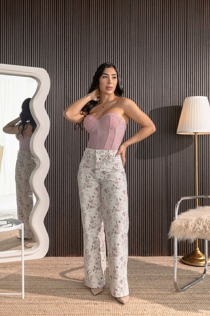 Jean beige floral de mujer con efecto levantacola, vista trasera