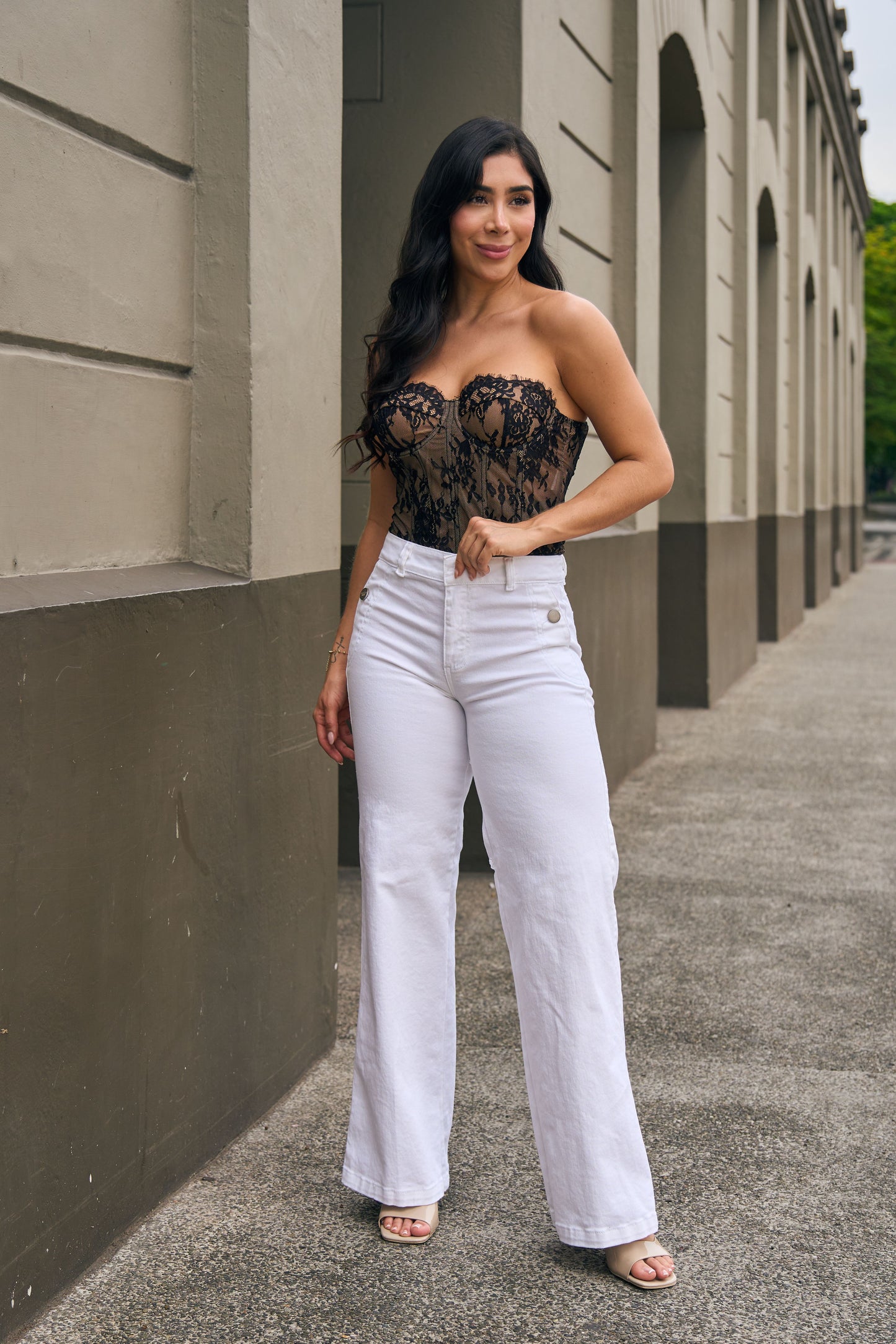 Jean recto en tono blanco - REF: 10458