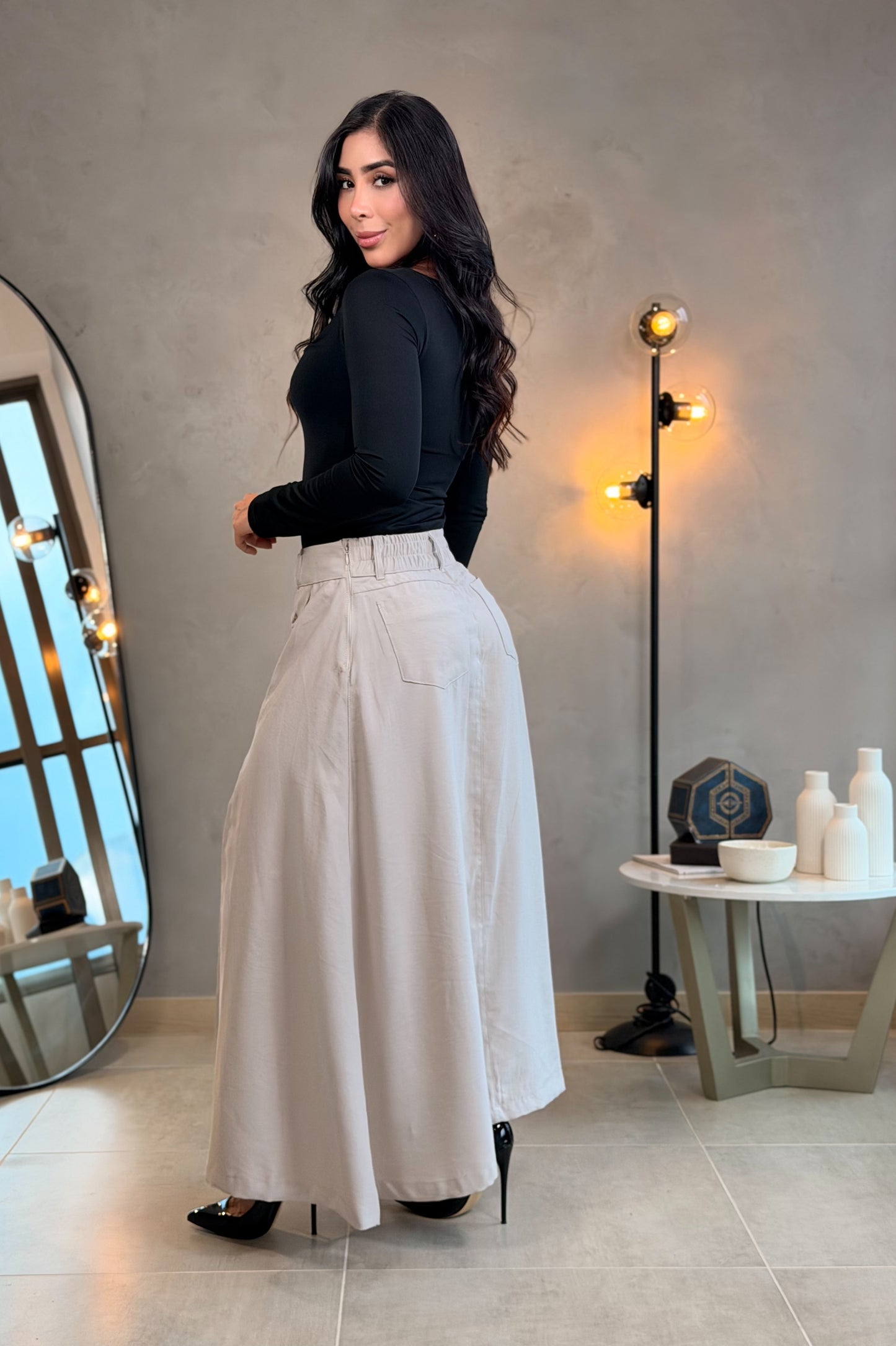 Falda con aberturas delanteras - REF: 10318