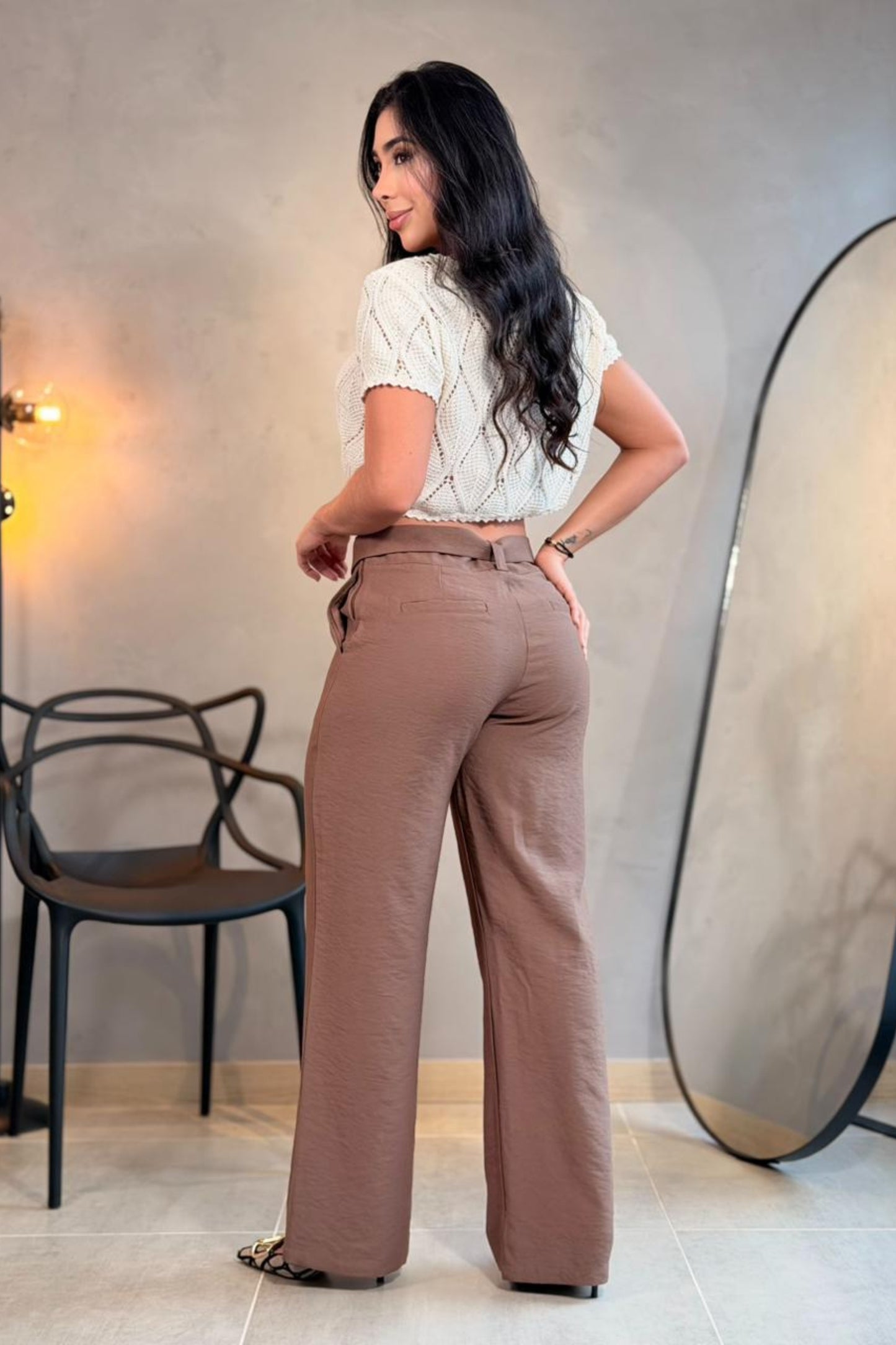 Pantalón clásico con correa decorativa - REF: 10385