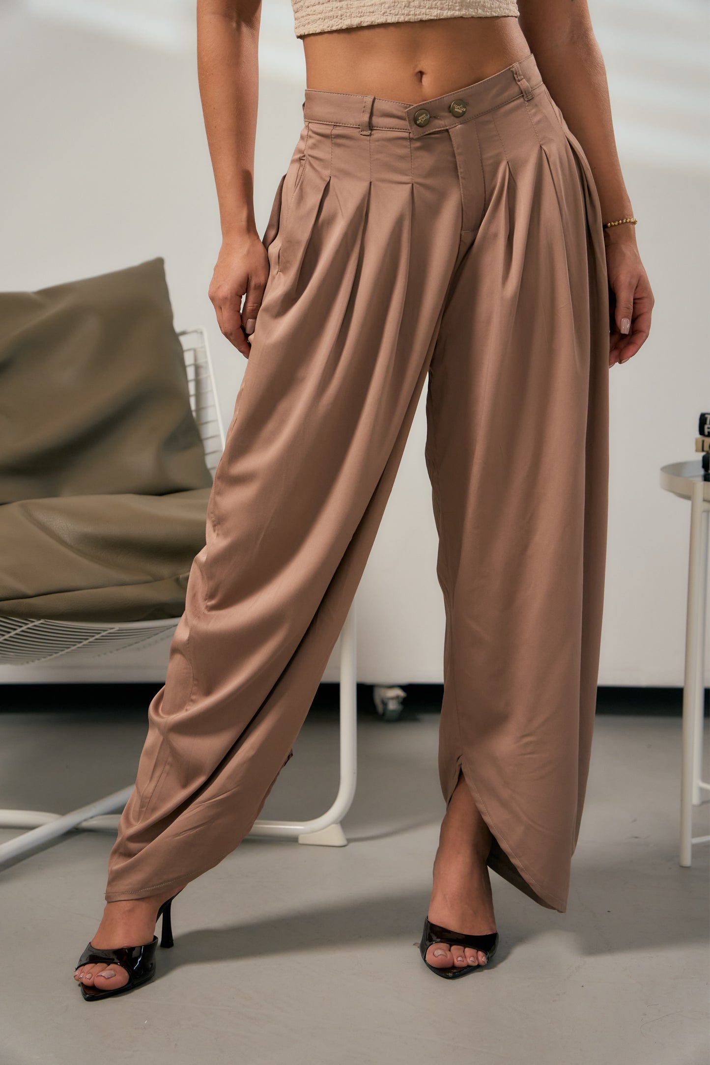 Pantalón aladino y bota asimétrica - REF: 10430