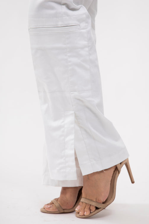 Pantalón Cargo con Abertura