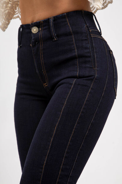 Jean Flare con Detalle Costura